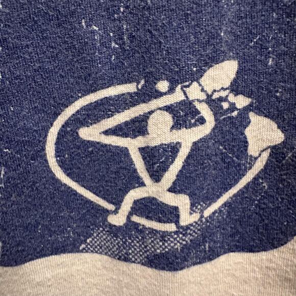 Duke's Waikiki Shirt Mens Small Tan Retro Surf Wave Graphic Tee Hawaii Beach - Picture 6 of 11